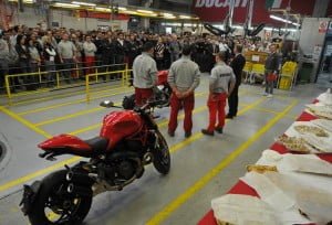 Ducati Monster 1200b