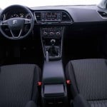 Posto de condução correcto, ergonomia de bom nível e qualidade geral globalmente elevada são atributos do habitáculo da Seat Leon ST