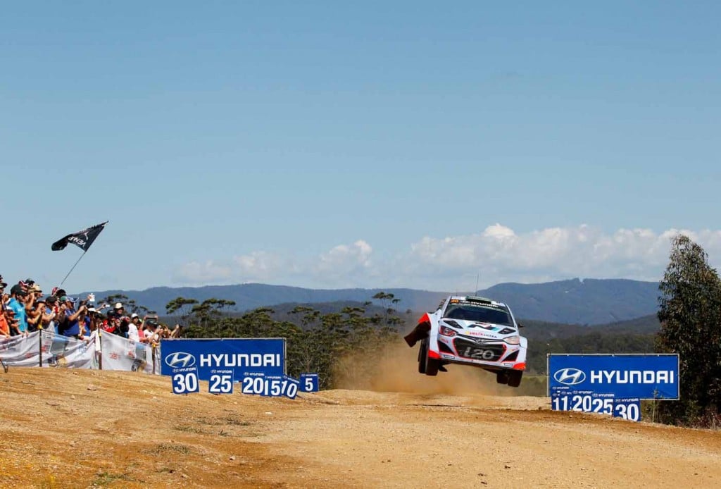 Hayden Paddon "voou" para o lugar de melhor Hyundai