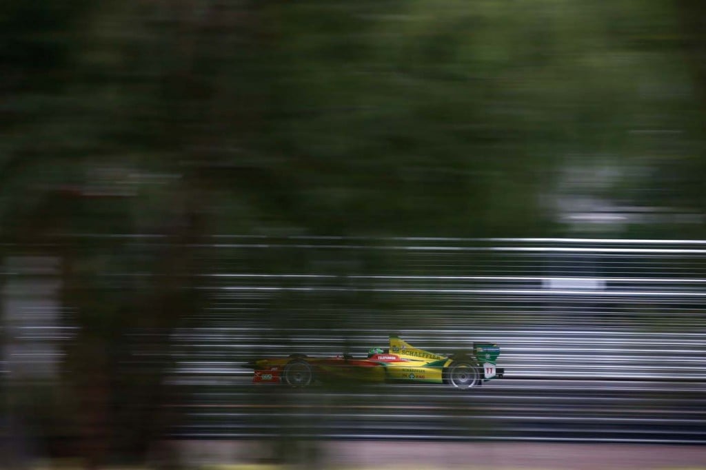 Lucas di Grassi fez história com a vitória na primeira corrida da Fórmula E