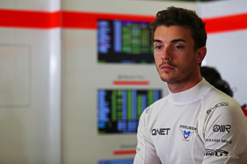 Jules Bianchi está hospitalizado após um violento acidente no Grande Prémio do Japão