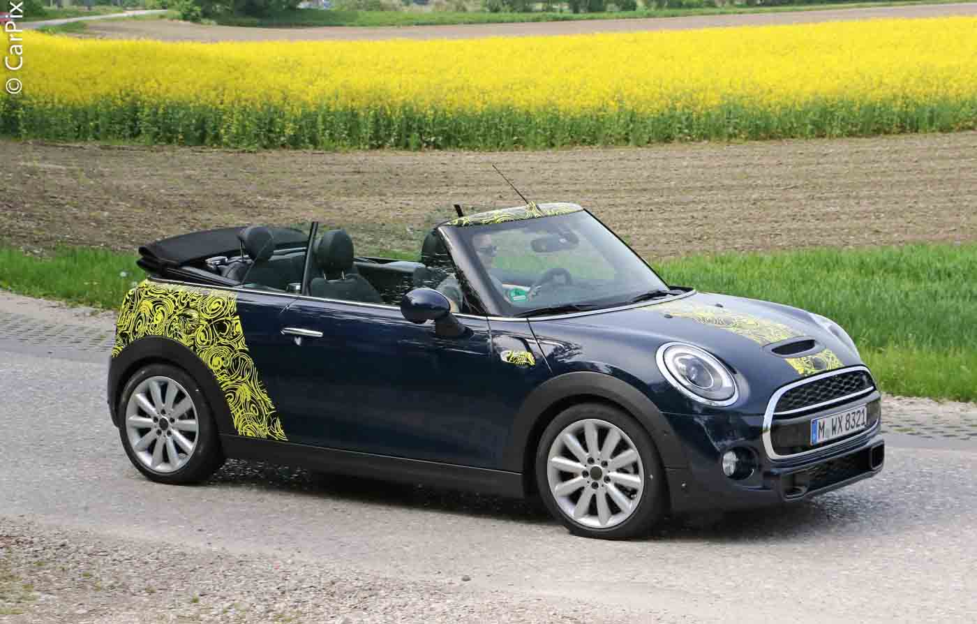 Novo Mini Cooper S Cabrio no Verão