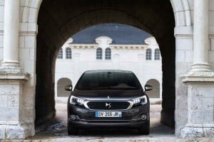 DS 4