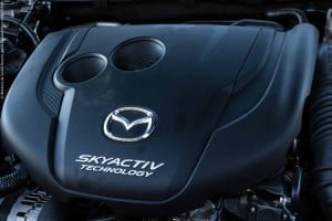 O motor 2.2 turbodiesel está ainda mais suave e silencioso, continuando a garantir óptimos consumos e prestações