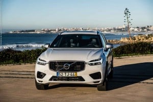 Volvo XC60 T8 PHEV R-Design