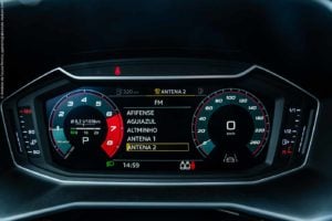 Pelo preço que custa, o evoluído painel de instrumentos digital configurável Audi virtual cockpit é uma opção a ter (muito) em conta