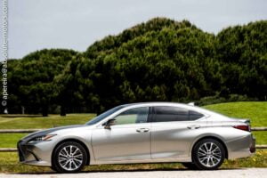 Lexus ES 300h Special Edition