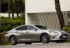 Lexus ES 300h Special Edition