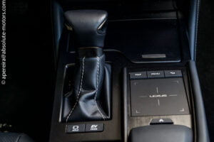 Lexus ES 300h Special Edition