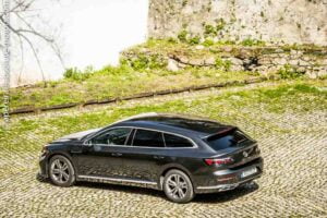 VW Arteon Shooting Brake 2.0 TDI (150 cv) DSG R-Line