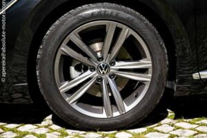 VW Arteon Shooting Brake 2.0 TDI (150 cv) DSG R-Line